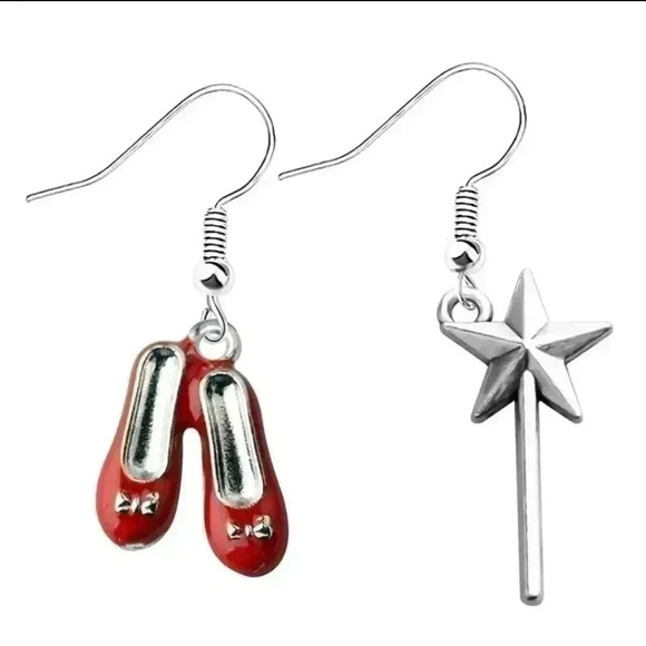 Jewelry - Wizard of oz Hot Charm Earring sexy